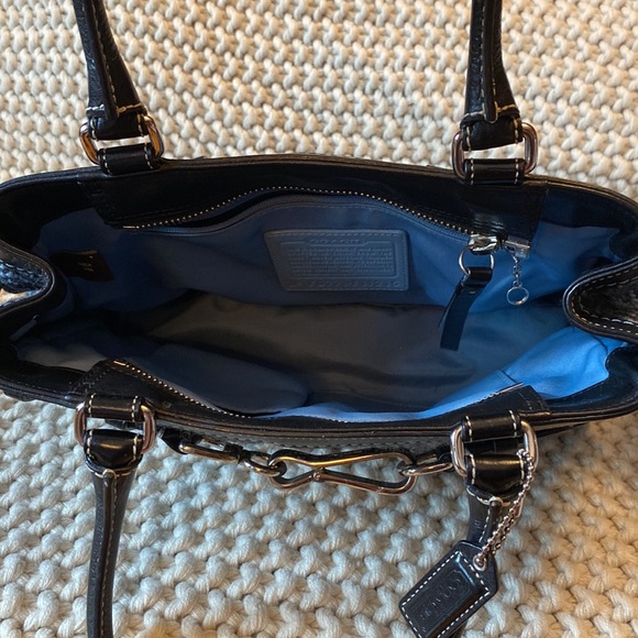 Handbag - Picture 4 of 4